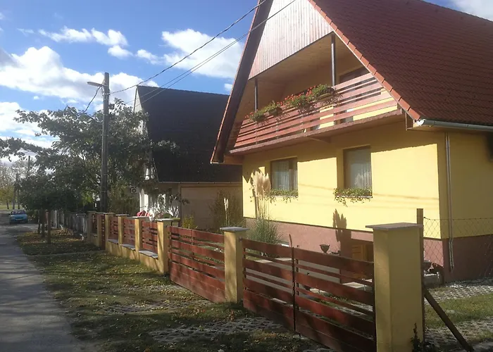 Apartman Napraforgó *